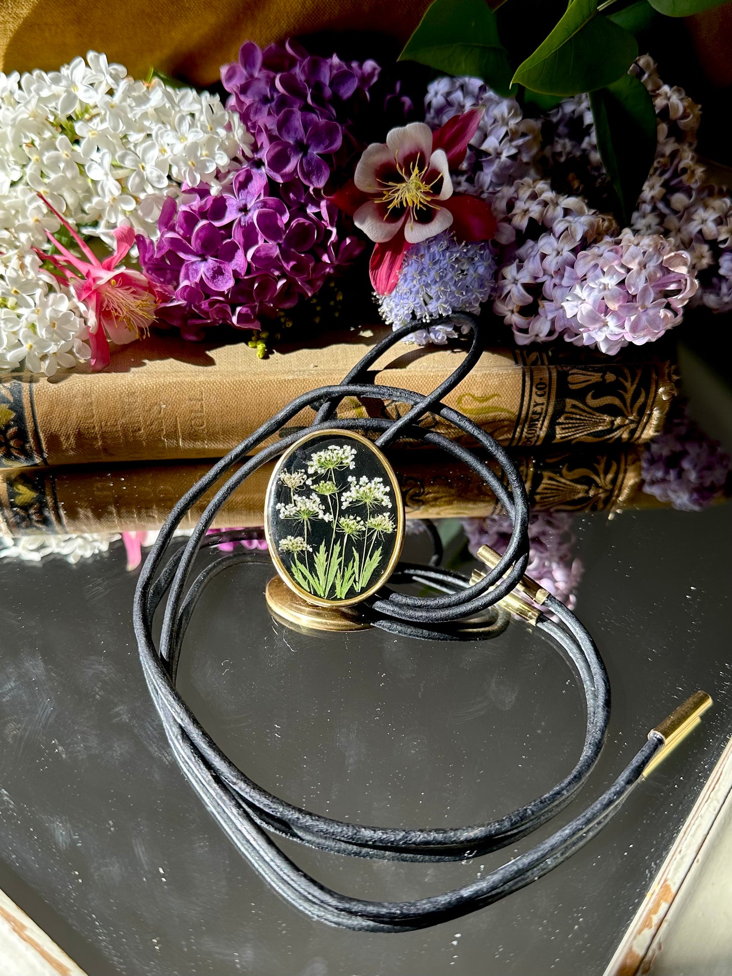 Pressed Flower Botanical Bolo