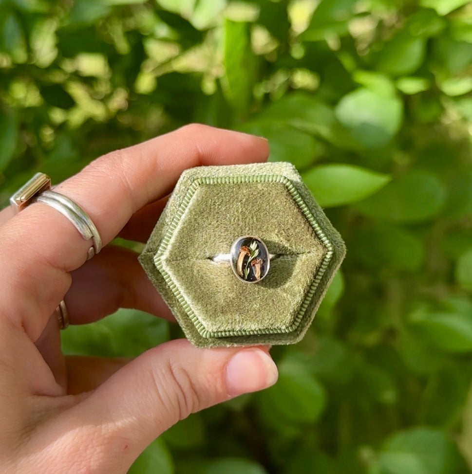 Mini Unseen World Ring